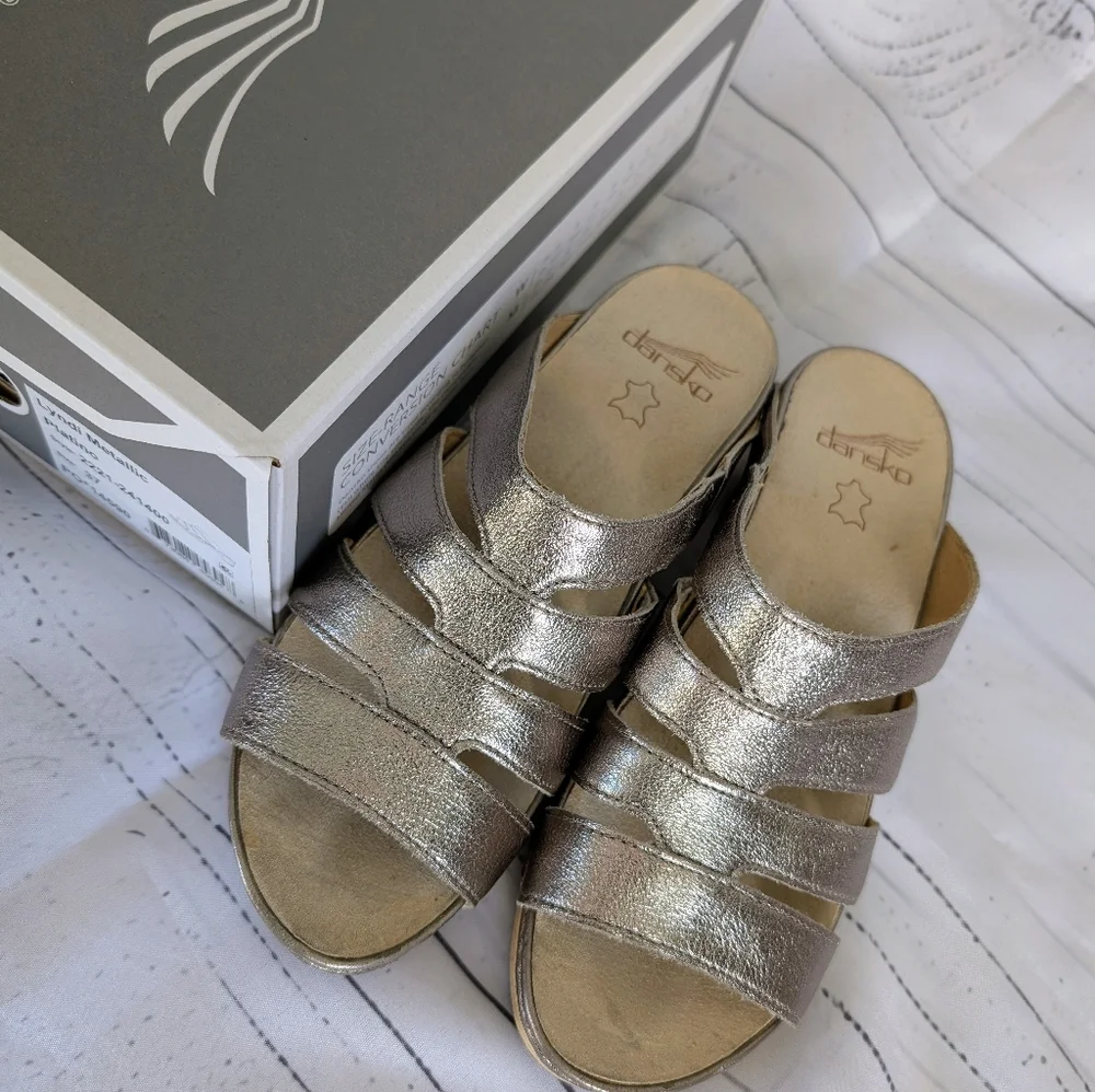 Women's Dansko Sandals | Lyndi Metallic Plantino | Size 37 | Like New - Picture 8 of 8